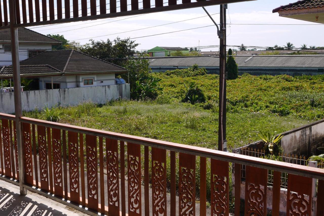 Punnpannsuk Hostel Trat Ngoại thất bức ảnh